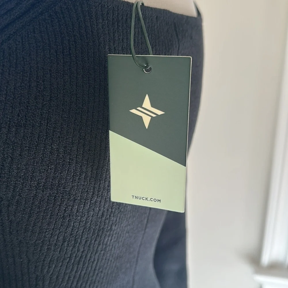 NWT TUCKERNUCK Black Knit Nicola Long Sleeve Off The Shoulder V Neck Top, Large - Picture 8 of 11